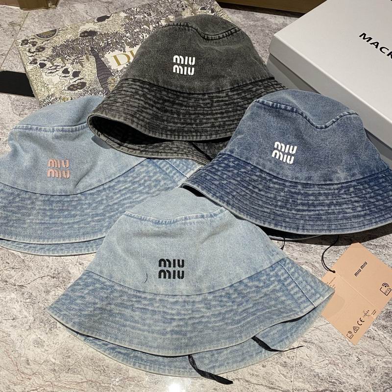 Miumiu hat hm02